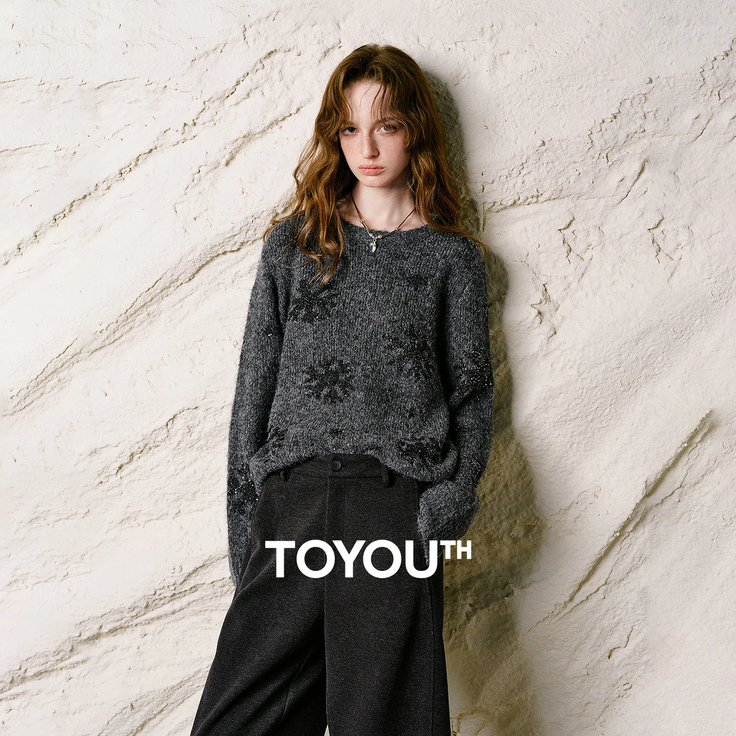 TOYOUTH Women Sweater 2026 Winter New Sequin Jacquard Crew Neck Fitted Grey Knit Top