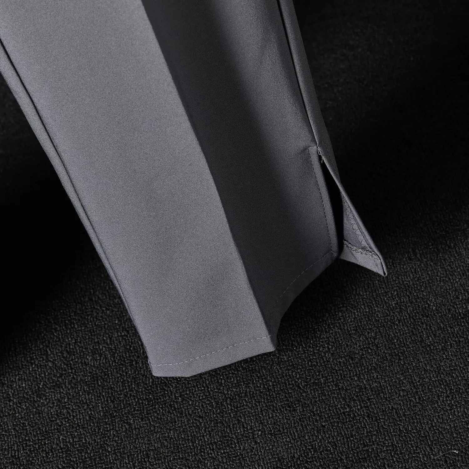 Herbsthosen für Herren, lockere Freizeithosen mit guter Drapierung, bodenlange Hosen, koreanischer Stil, trendige gerade Anzughosen. – Detail 23