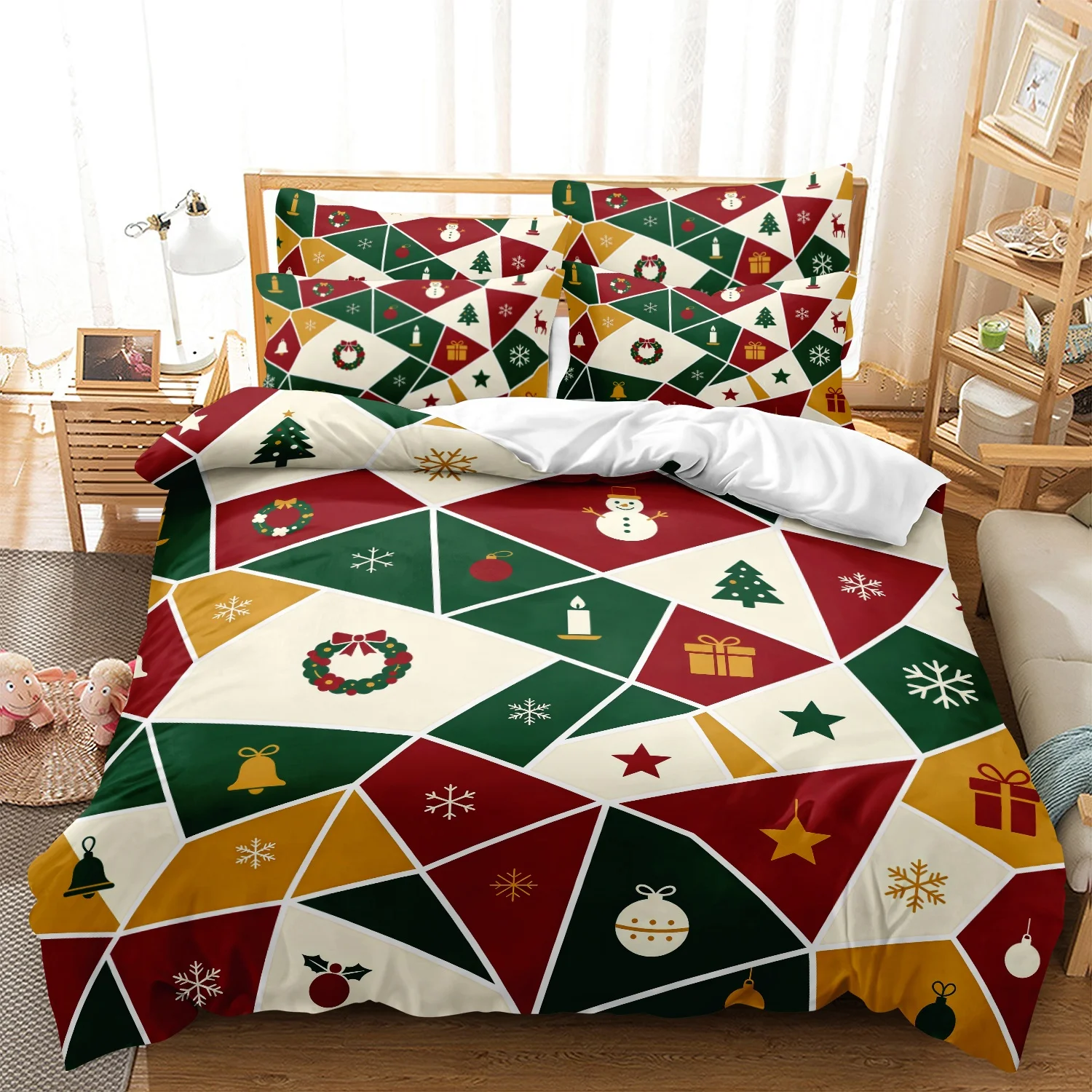 3Pcs Christmas Triangle Patchwork Duvet Cover Set, Red Green Gold Geometric Xmas Tree Wreath Snowflake Holiday Bedding