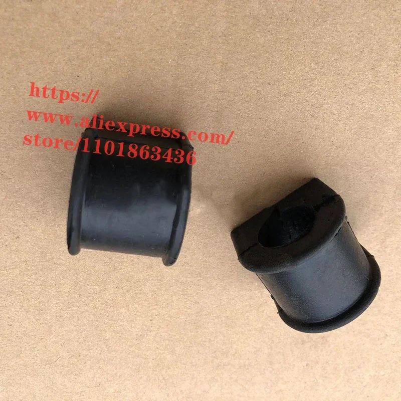 Picture 3: Front Stabilizer Bar Ball Joint/Rubber Sleeve for Zotye Hunter