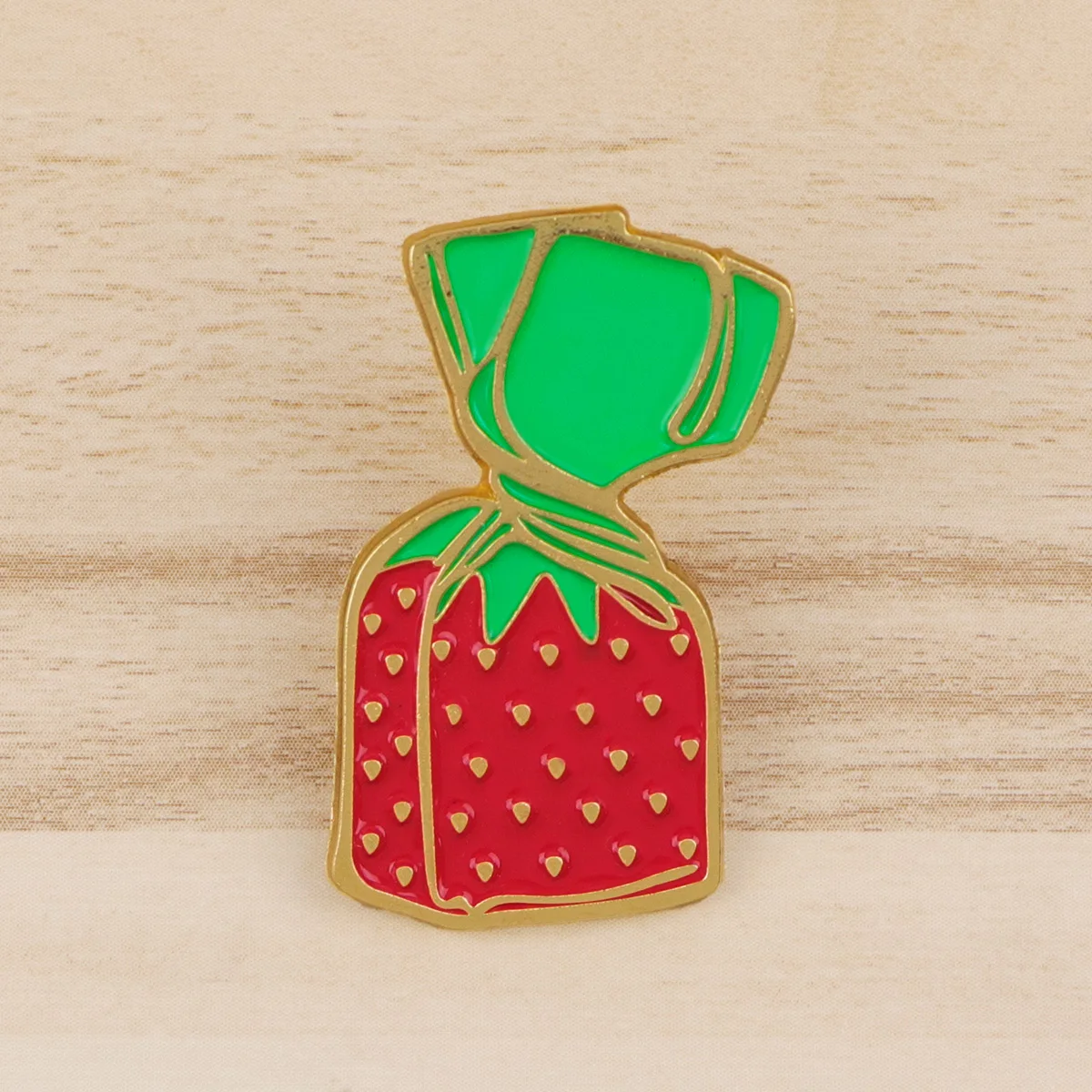 Strawberry Enamel Pin Lapel Pins for Backpacks Candy Brooches for Women Fashion Jewelry Accessories Friends Gifts