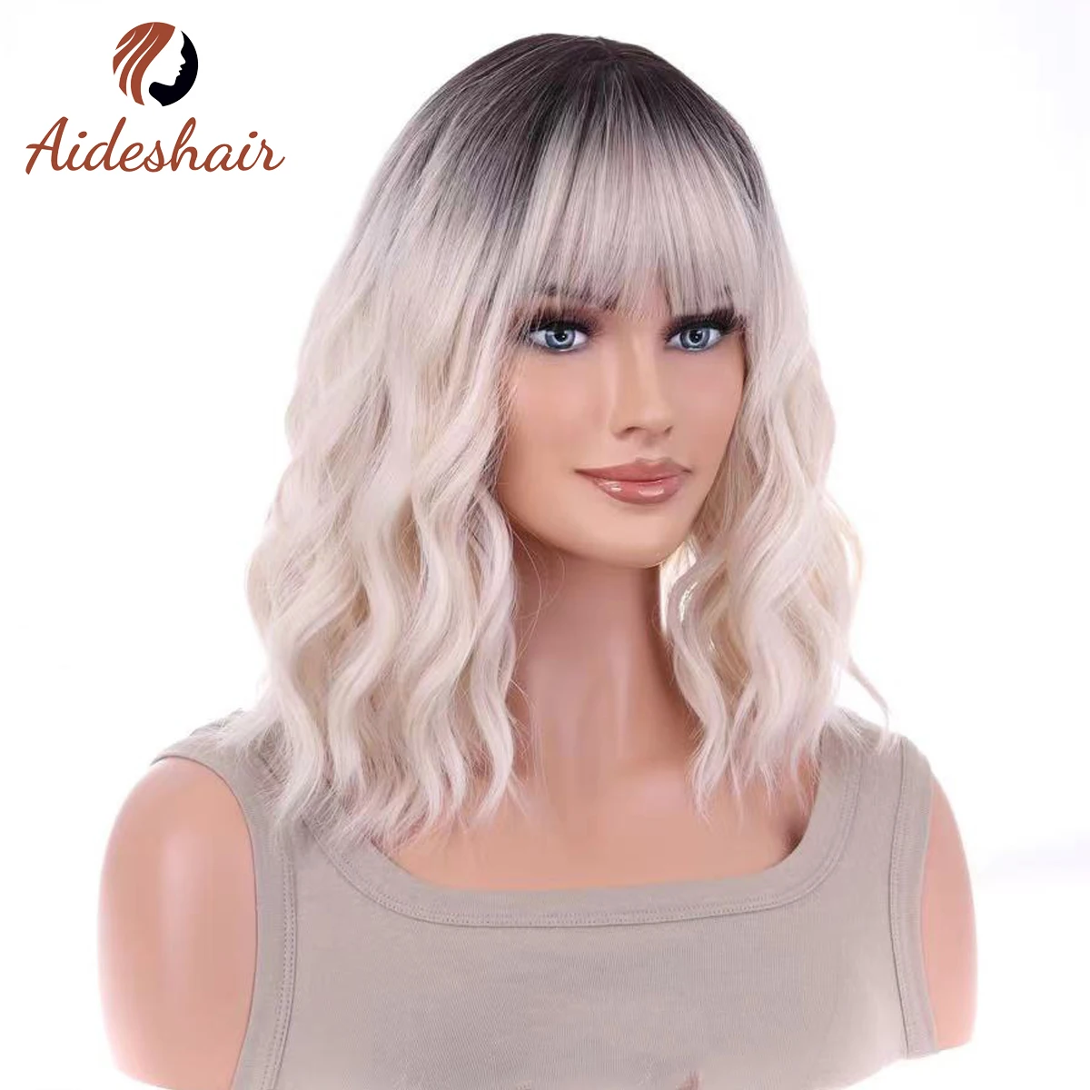 

Парики Aideshair Bob Пепельно-серый платиновый синтетический парик с челкой для чернокожих женщин Короткая волна Натуральный повседневный термостойкий косплей Ха
