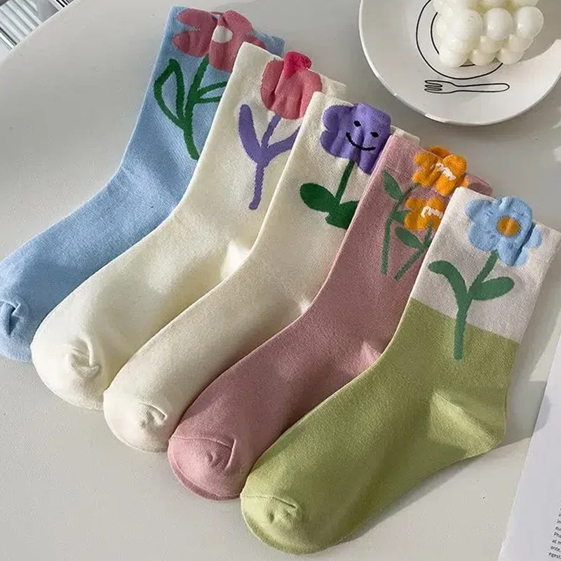 1 Pair Women Socks Korean Cartoon Tulip Flower Plant Kawaii Funny Casual Female Cotton Sock Hosiery Streetwear Harajuku Crew Sox