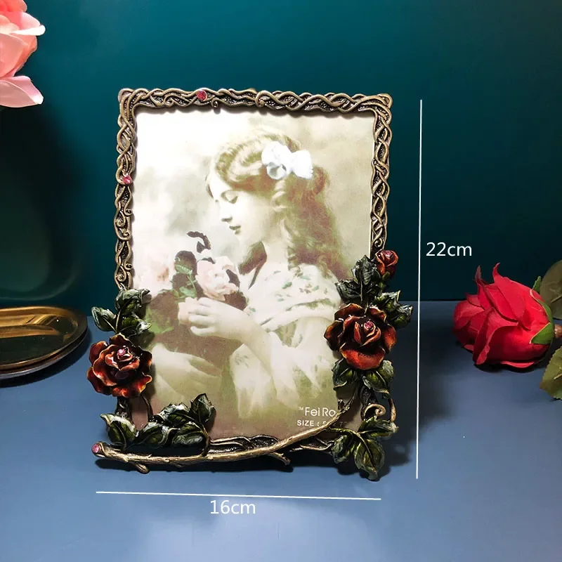 Modern 6 Inch/7 Inch Red Rose Metal Photo Frame Wedding Photo Family Portrait Bedside Table Desktop Ornaments Home Decorations