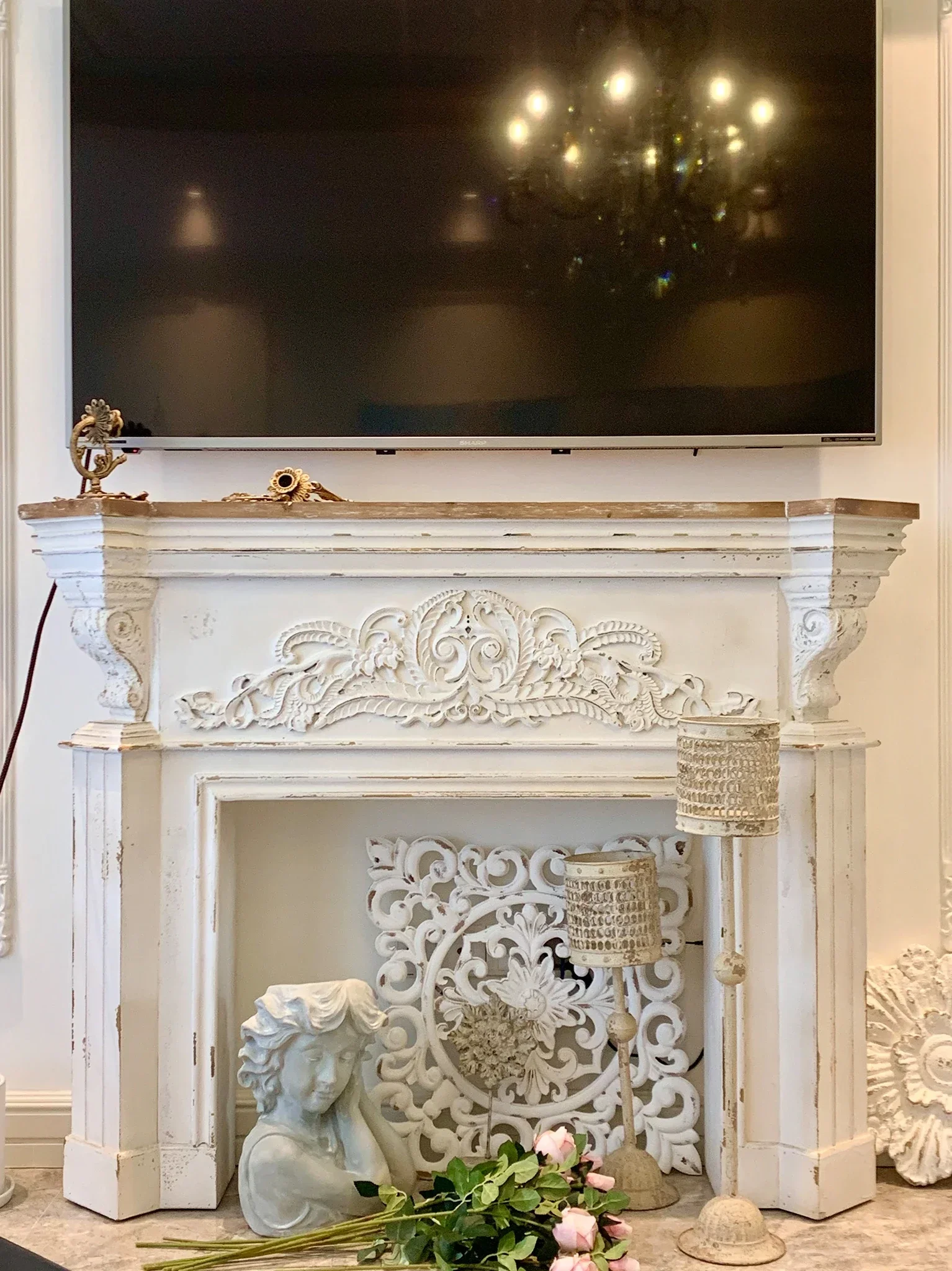 

Custom French Vintage villa fireplace antique cabinet European style Club relief fireplace
