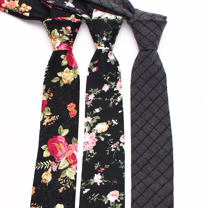 

Black Tie Cashew Flower Men's British Korean Edition Tie Casual Small Personality Pattern 7cm Jacquard Tie in Stock