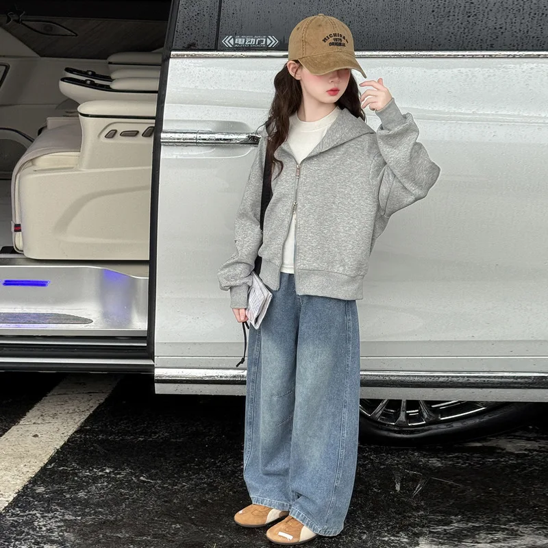 

Детские комплекты для девочек, осеннее корейское пальто с капюшоном на молнии для девочек-подростков, школьные джинсовые штаны-шаровары для девочек, комплект из двух предметов для маленьких девочек