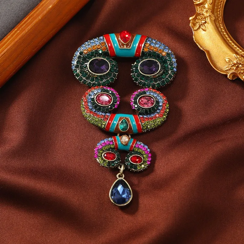 Retro Heavy Work Brooch Baroque Style GlassPendant Badge Vintage Exaggerated Corsage for Men and Women\'s Clothing Accessories