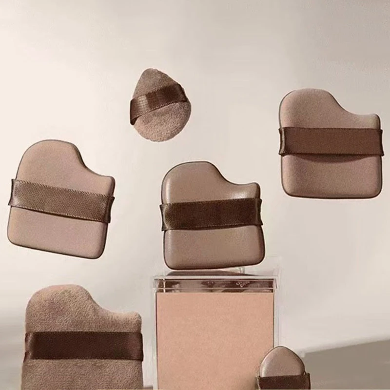 الشوكولاته البسكويت الإسفنج مسحوق نفخة لا مسحوق وسادة هوائية الجافة والرطبة ذات الاستخدام المزدوج ماكياج أداة صغيرة الإسفنج مسحوق نفخة 6 قطعة