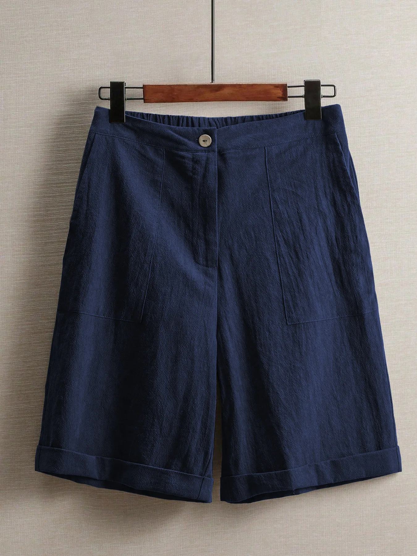 Sommerliche, leichte Damenhose mit fünf Taschen, weite, bequeme, gerade geschnittene Damenhose mit hoher Taille, modische Sport- und Freizeithose für den Außenbereich. – Detail 7