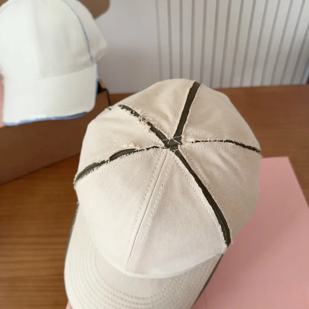 

Hot Sale High-end Outdoor Sun Protection Cap Mountaineering Baseball Cap for Women New Style All-match Light Luxury Holiday Gift