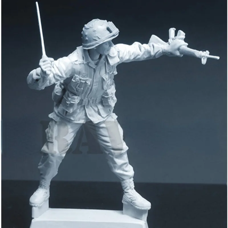 1/35 Scale Resin Figure Assembled Model Kit Vietnam War US Soldier Military Hobby Miniature Statue Unassembled and Unpainted