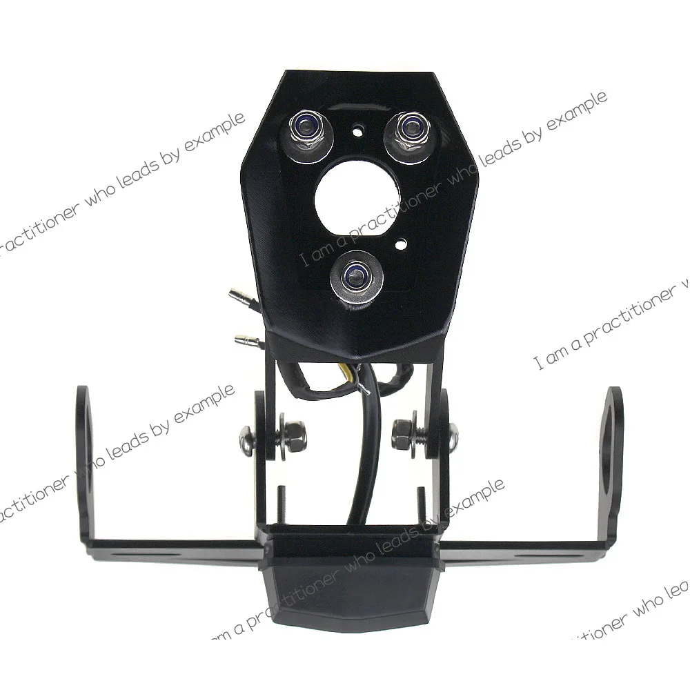 

Suitable for Yamaha YZF-R1 /R1M /R1S short tail license plate frame, adjustable license plate frame, aluminum alloy