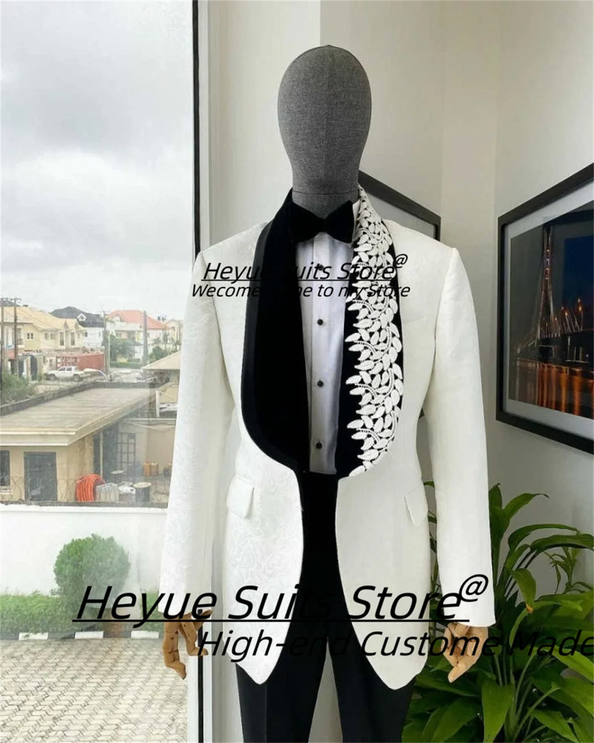 

Elegan Fashion Embroidery Formal Suits For Men Customized Slim Fit Shawl Lapel Groom Wedding Tuxedos 2 Pieces Sets Ropa Hombre