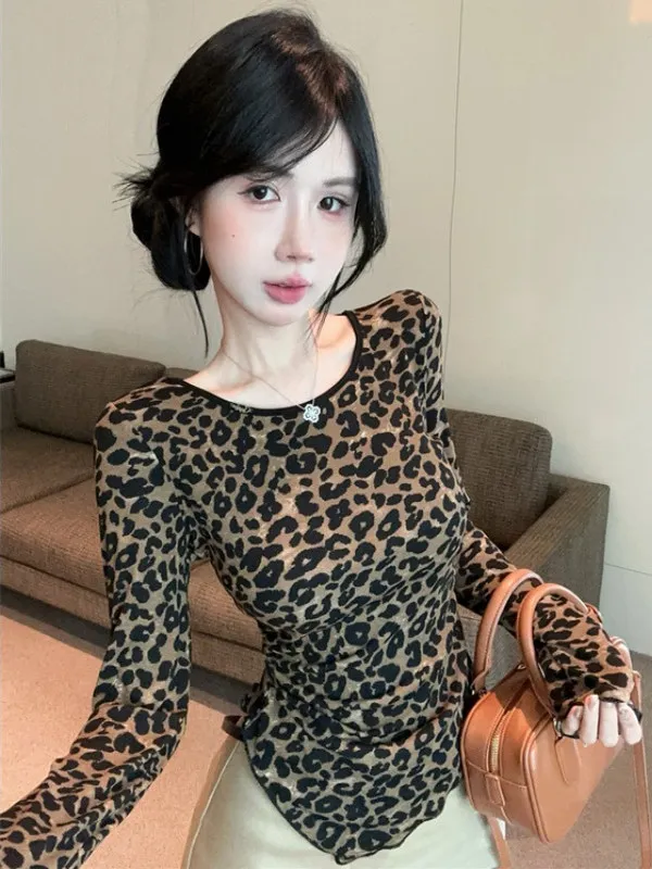 

American Style Long Sleeve Leopard Print T-Shirt Women's Slim Fit Autumn New Style City Walk Backless Side Shoulder Top