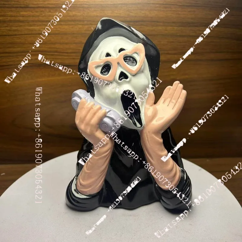 Cross-Border Halloween Hekate NiktipolosThe Witch ofThe Night The Witch Ornament