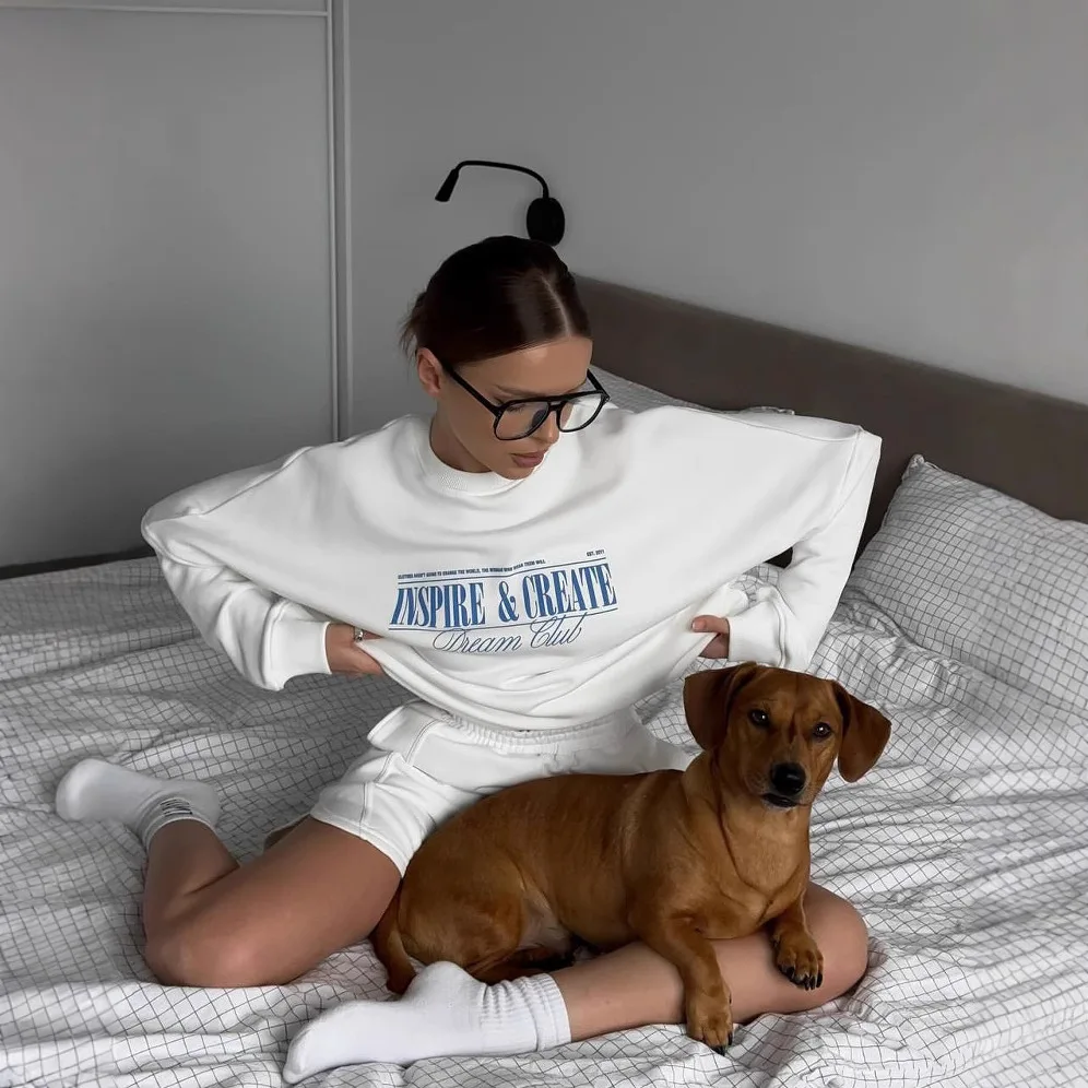 

2025 Fall New Alphabet Print Top Loose and Lazy Fashion Brand Crew Neck Sweatshirt Women's Wear