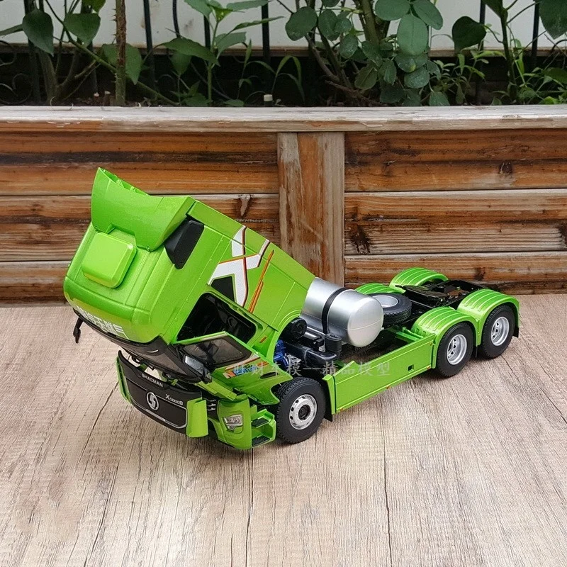 سبيكة نموذج هدية 1:24 مقياس SXQC Delong X5000S شاحنة الغاز الطبيعي جرار المركبات DieCast لعبة نموذج للتجميع