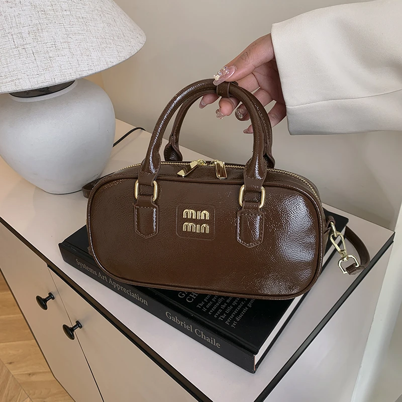 

Bold Letter Logo Clutch Bag - High-Shine Patent Leather Crossbody With Removable Chain For Evening Glam