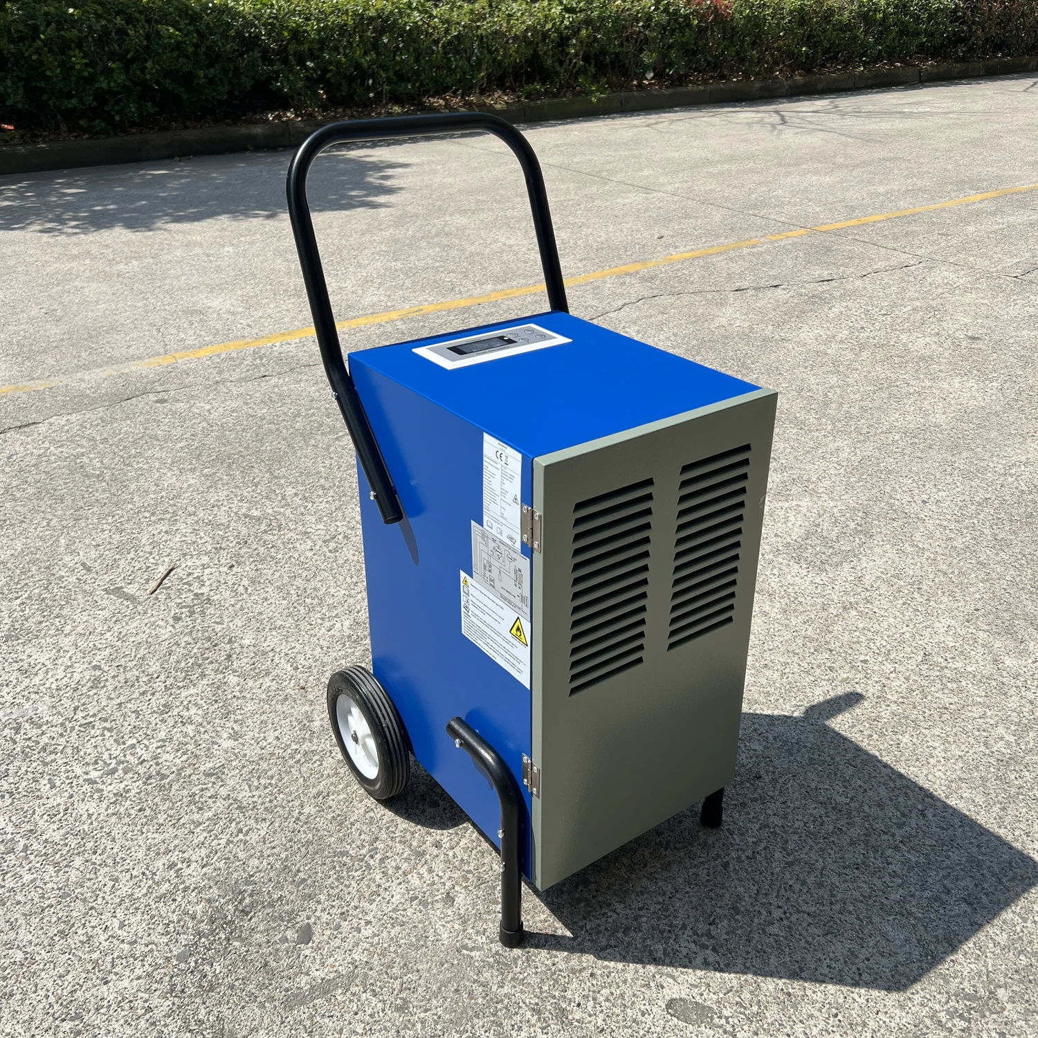 Buy Quiet Dehumidifier for Basement Dampness Cheap Dehumidifier 50Liter