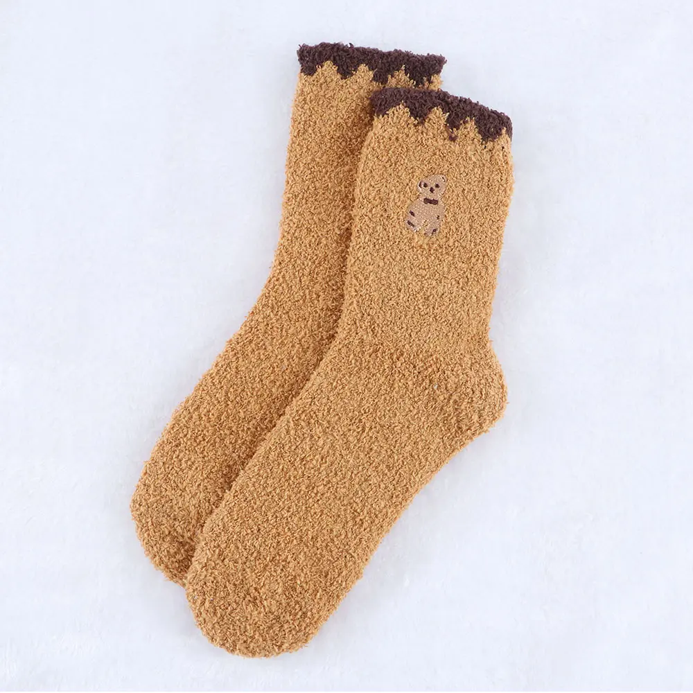 

Warm Simple Sleeping Socks Girls Solid Color Embroidery Bear Coral Fleece Socks Cute Floor Socks Mid-tube Socks Female Hosiery