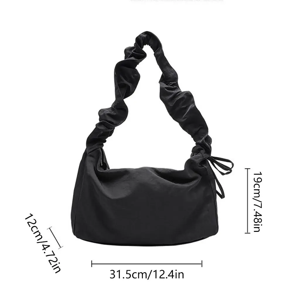 Elegante nylon geplooide handtas Koreaanse stijl effen kleur INS schoudertas Luxe draagbare mode onderarmtas dames