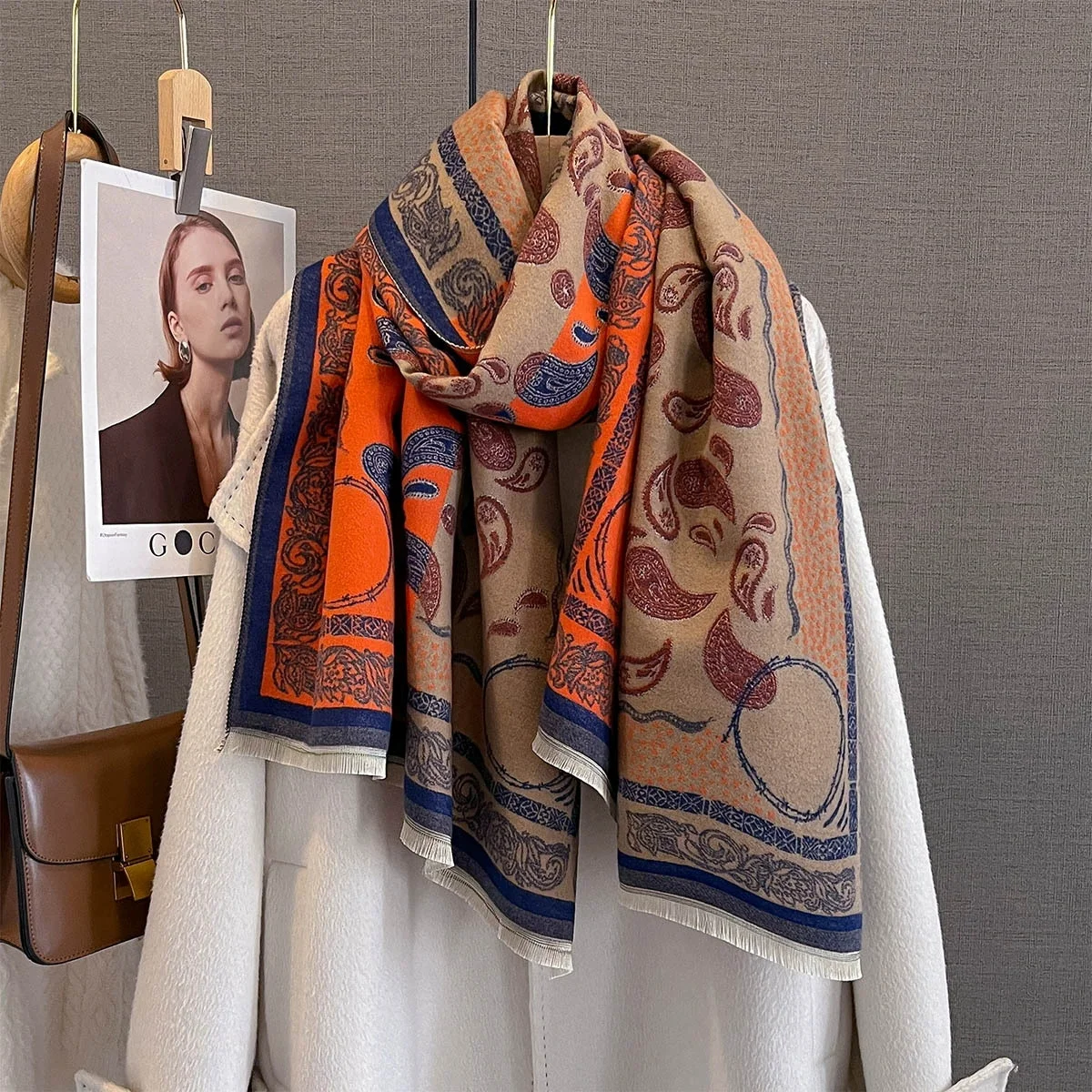 

Этнический элегантный женский жаккардовый шарф из пашмины с имитацией кашемира, зимний толстый теплый шаль высокого качества, женское одеяло с защитой от холода