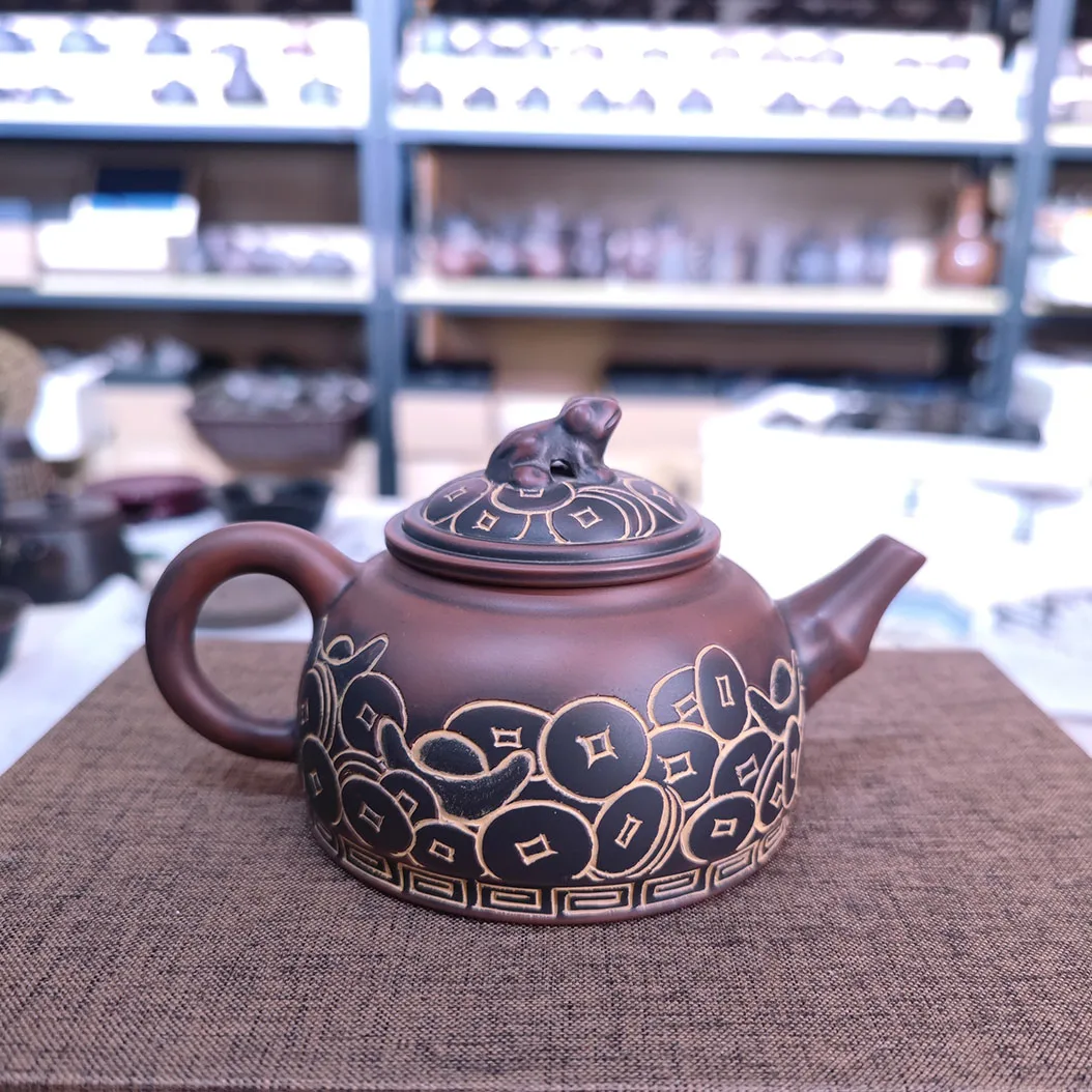 Beautiful Guangxi Nixing Clay Handmade Teapots with Hand Carved Lotus Decoration Tea Pot Set Lotus 260cc Brewing Tea