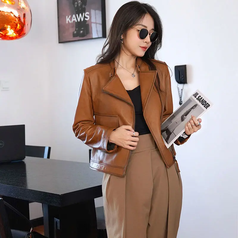 Abrigo corto de cuero templado para mujer, chaqueta gruesa Retro informal, prendas de vestir ajustadas, moda femenina, otoño e invierno, nuevo, 2024