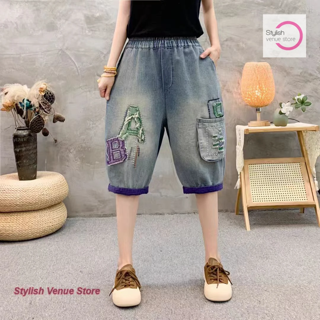 

Korean style casual five-point harem pants women's summer fashion thin patch letter embroidery casual slim pants denim shorts.