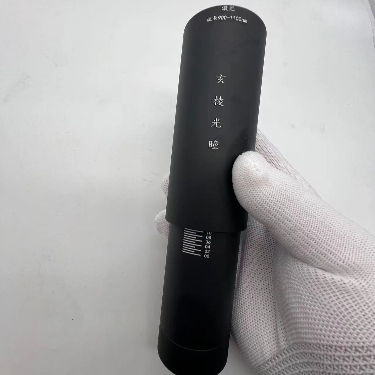 Optische lens past zich aan breedbandige straalvergroter aan Gecollimatieerde laser Professionele laserstraalvergroterlens Lange afstandslens van 70 m