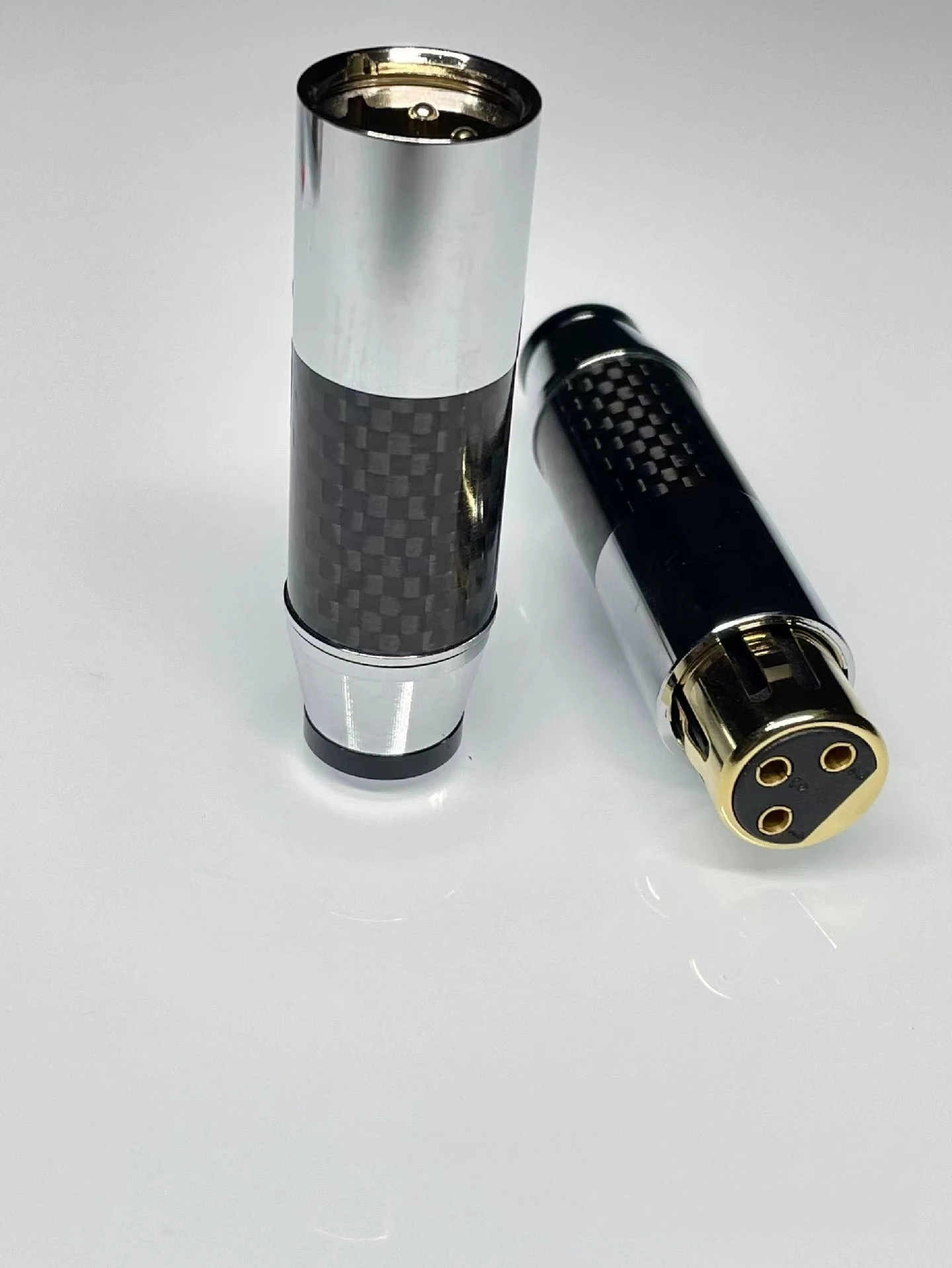 Carbon Fiber Coated Copper Plated With Gold And Rhodium Male And Female XLR Plugs Balanced Cable plugs XLR male and female plugs