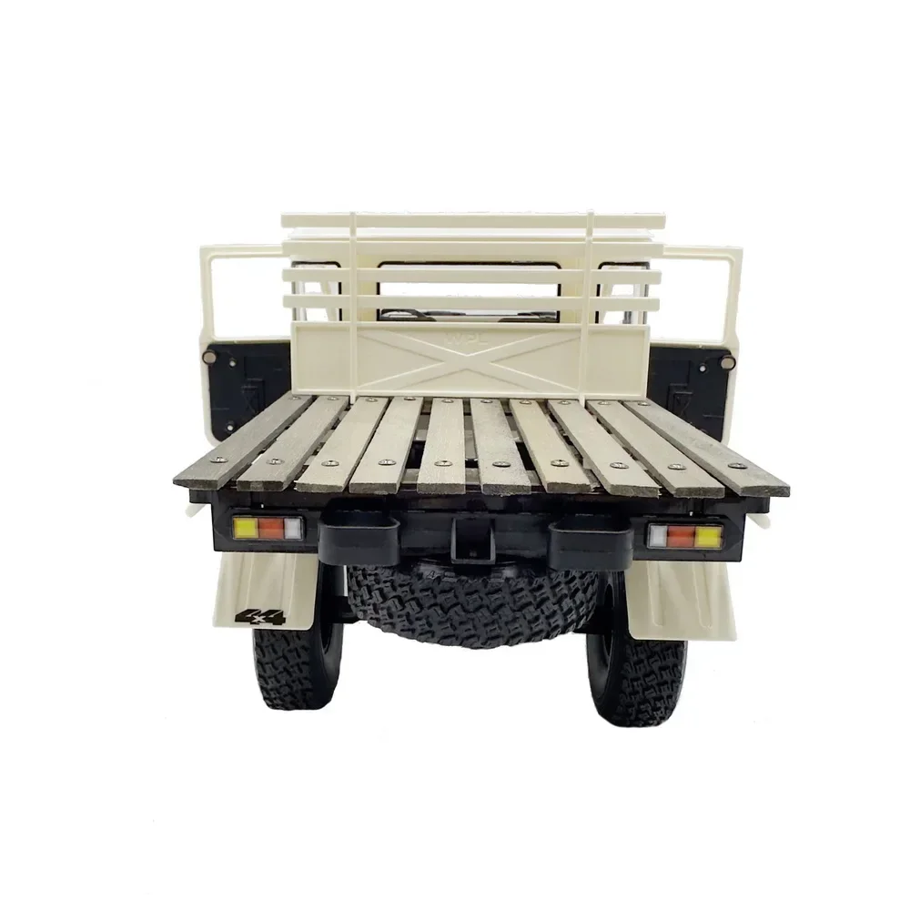 รถบังคับวิทยุ WPL RC C-44 ขนาดเท่าของจริง 2.4G รถออฟโรดสำหรับทะเลทราย พร้อมถังท้าย ของเล่นรถบังคับสำหรับเด็กผู้ชาย