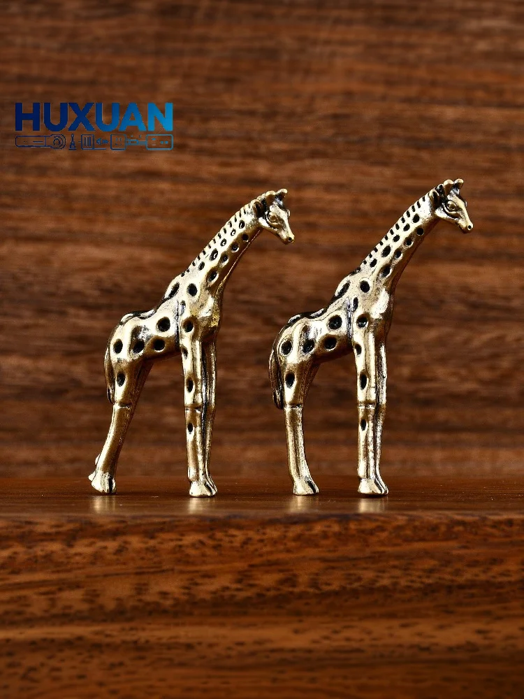 5.5cm Vintage Brass Giraffe Ornament Office Desk Desktop Decoration Tea Pet Miniature Statue Home Decor