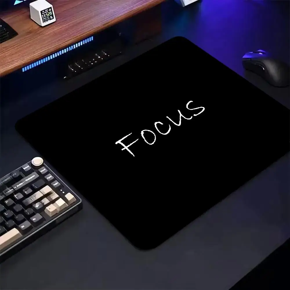 Focus Letter Black Mouse Pad 40X45 Large Square Computer Office Game Table Mats Rubber Anti-slip Mousepads Small Decor Desk Pads