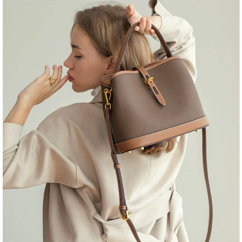 2023 Summer Bag Women's Bucket Women's Messenger Bag Niche Design High-end Mother-in-Child Bag Handheld One-shoulder Women