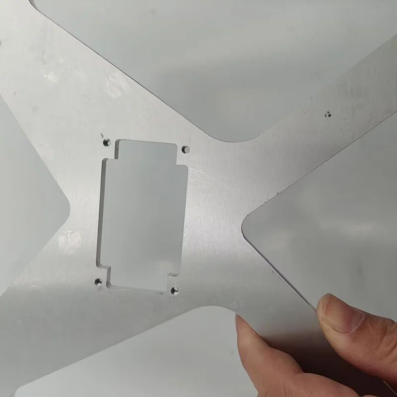 

Улучшенная рама подогреваемой платформы Creality K1 Max толщиной 5 мм для сверхлегкой платформы Creality K1 Max