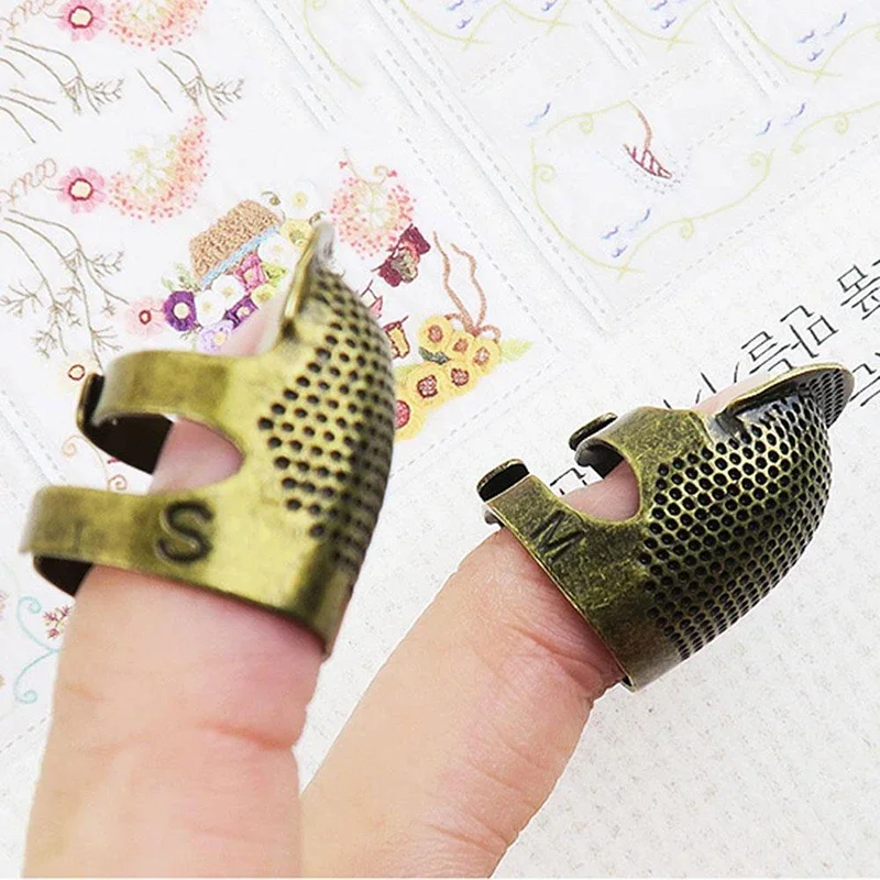 2 Sizes Sewing Thimble Finger Protector Retro Thimble Dedal Costura Knitting Machine Home DIY Thimble Tools Sewing Accessories