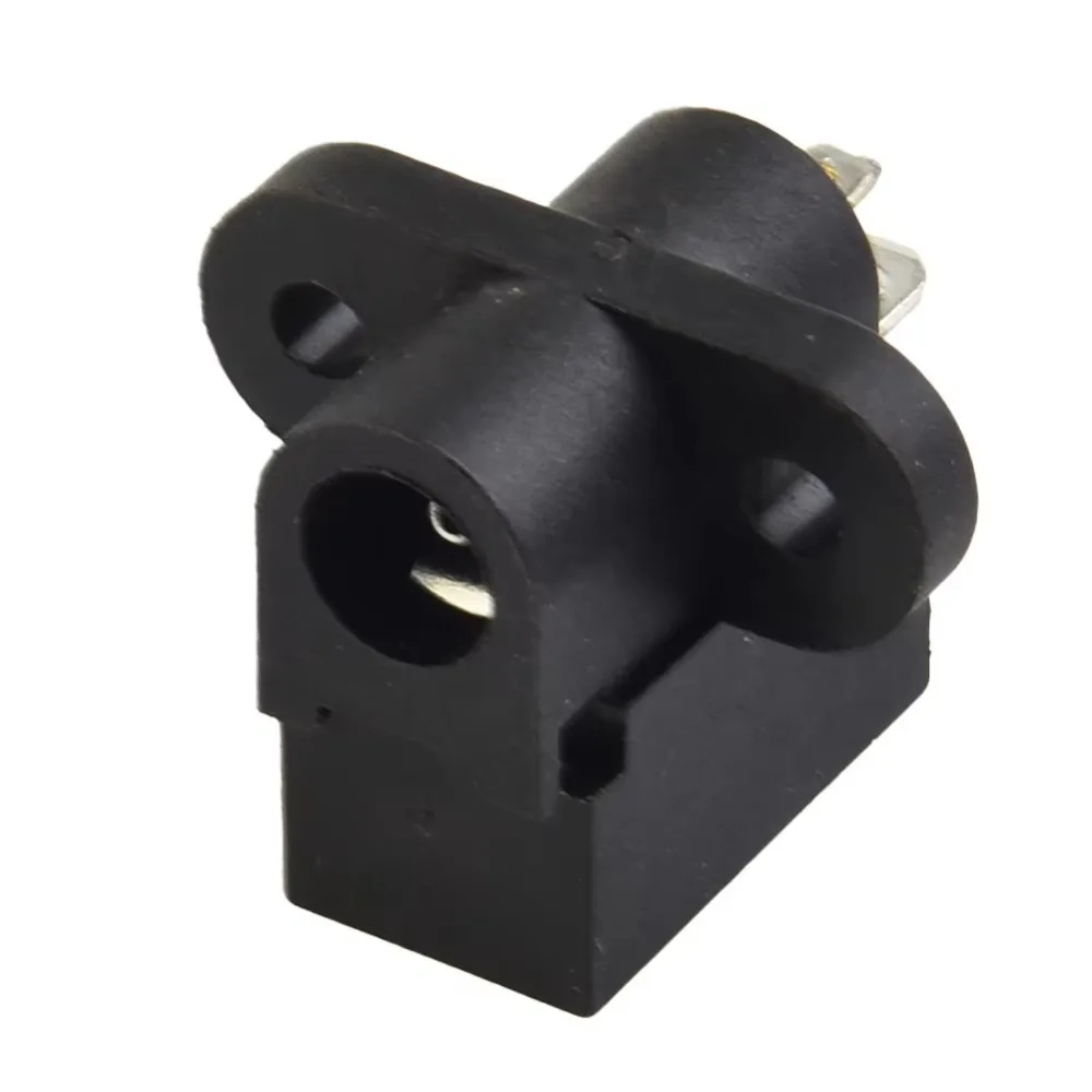 

New Children Electric Car Charging Hole 6V 12V Black Round Charging Port Auto Toy Car Accessories Plastic Electric Car Parts