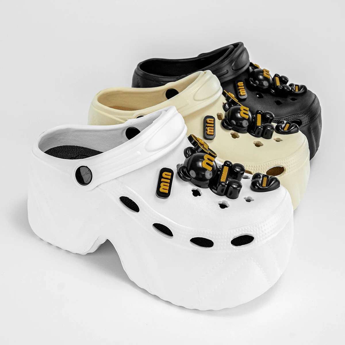 صيف جديد الكرتون الأسود مين الدب موضة تنوعا إيفا قباقيب للنساء ، شباشب لخارج المنزل عادية مع باطن سميكة ، عدم الانزلاق الارتفاع زيادة مغلقة اصبع القدم الصنادل 8809 #5