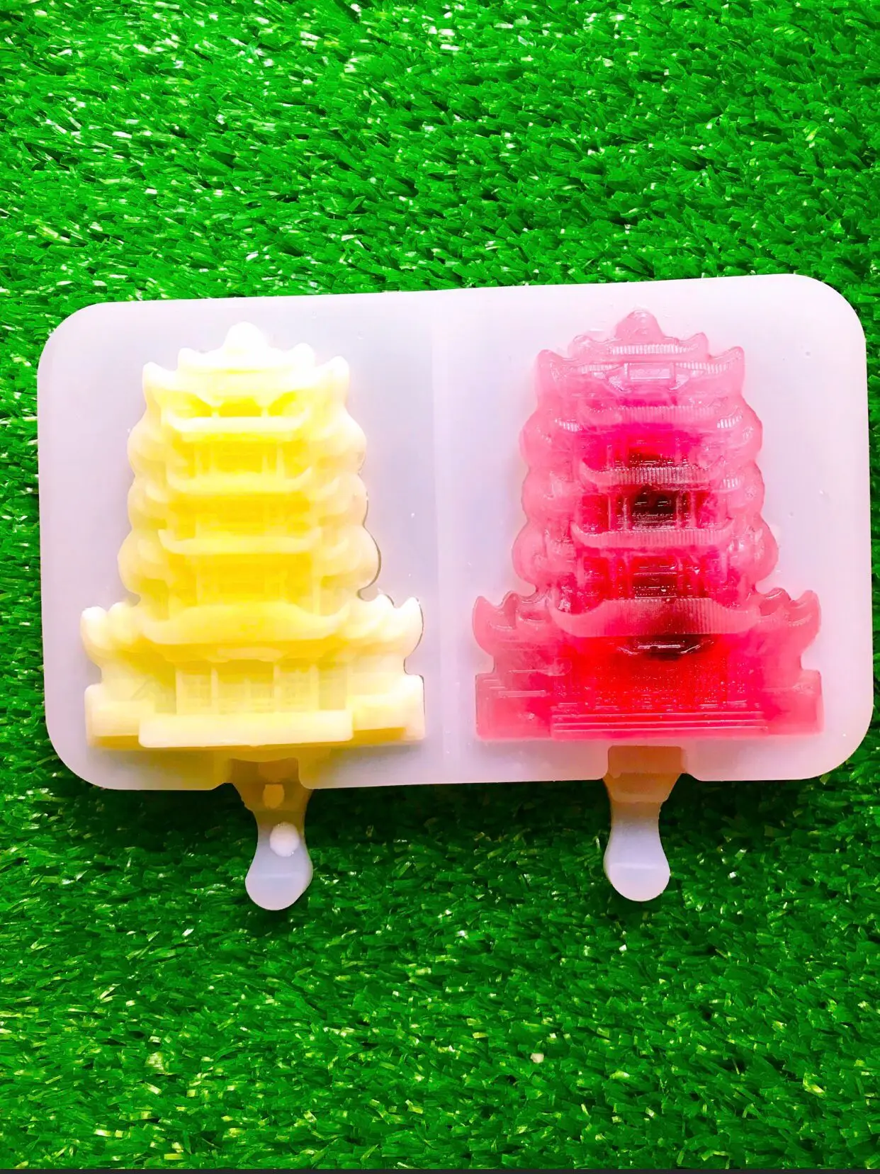 

Creative ice cube mold Silica gel ice cream mold Ice making Silica gel popsicle Popsicle Silica gel ice cream ice cream mold can