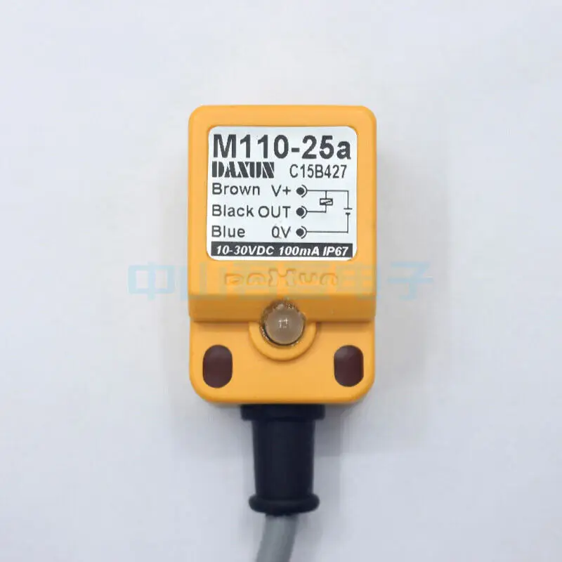 M110-25Asquare Inductive Proximity Switch M110-25B Three-wire DC24V Sensor