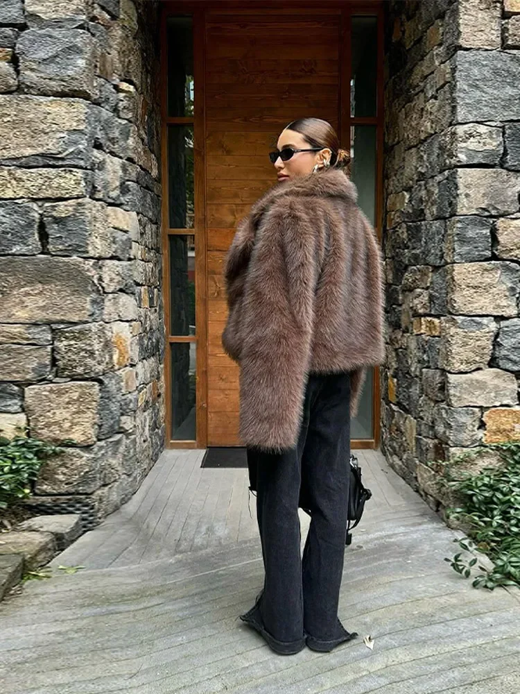 

Женское меховое пальто с отложным воротником и длинным рукавом, оверсайз без застежки, женское короткое пальто, свободные осенние пушистые уютные шубы с мехом, женские