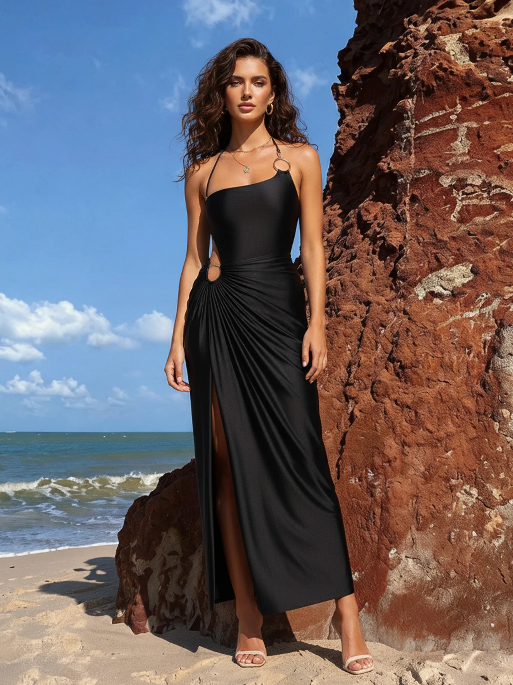 

Комплект пляжной одежды: Макси-купальник на одно плечо с вырезами, бикини-стринги с высокой талией, пляжное платье-накидка и детали с золотыми кольцами C208