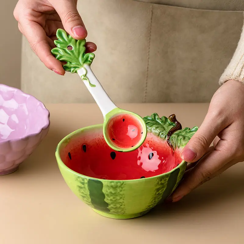 Ceramic Fruit Salad Bowl with Spoon Cartoon Vegetable Tableware Eating Rice Bowl Serving Bowl Strawberry Bowl Noodle Bowl 300ml