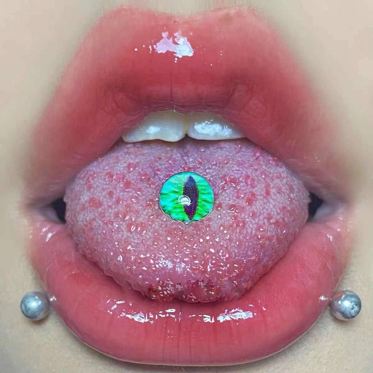 Snake Eye Tongue Piercing Rings for Women Punk Style 316L Stainless Steel Tongue Studs Silver Color Sexy Body Jewelry Wholesale