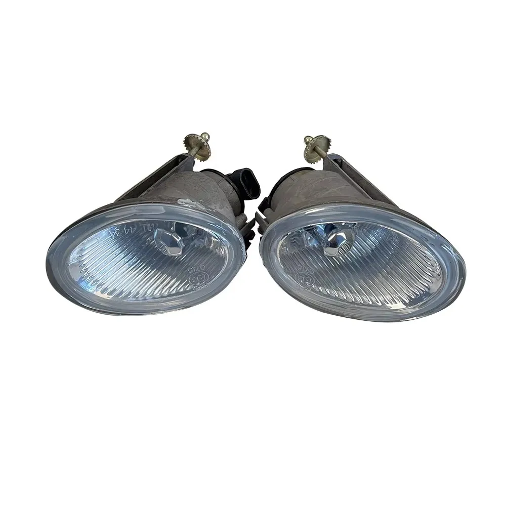 2Pcs For Toyota Ipsum Acm26 Cm21Car Front Fog Lamp Foglight  2001 to 2005