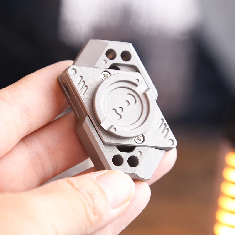 Genial estilo mecánico EDC Spinner de mano armadura abierta Fidget Spinner TDAH juguete de concentración Oficina juguete para aliviar el estrés regalo para adultos