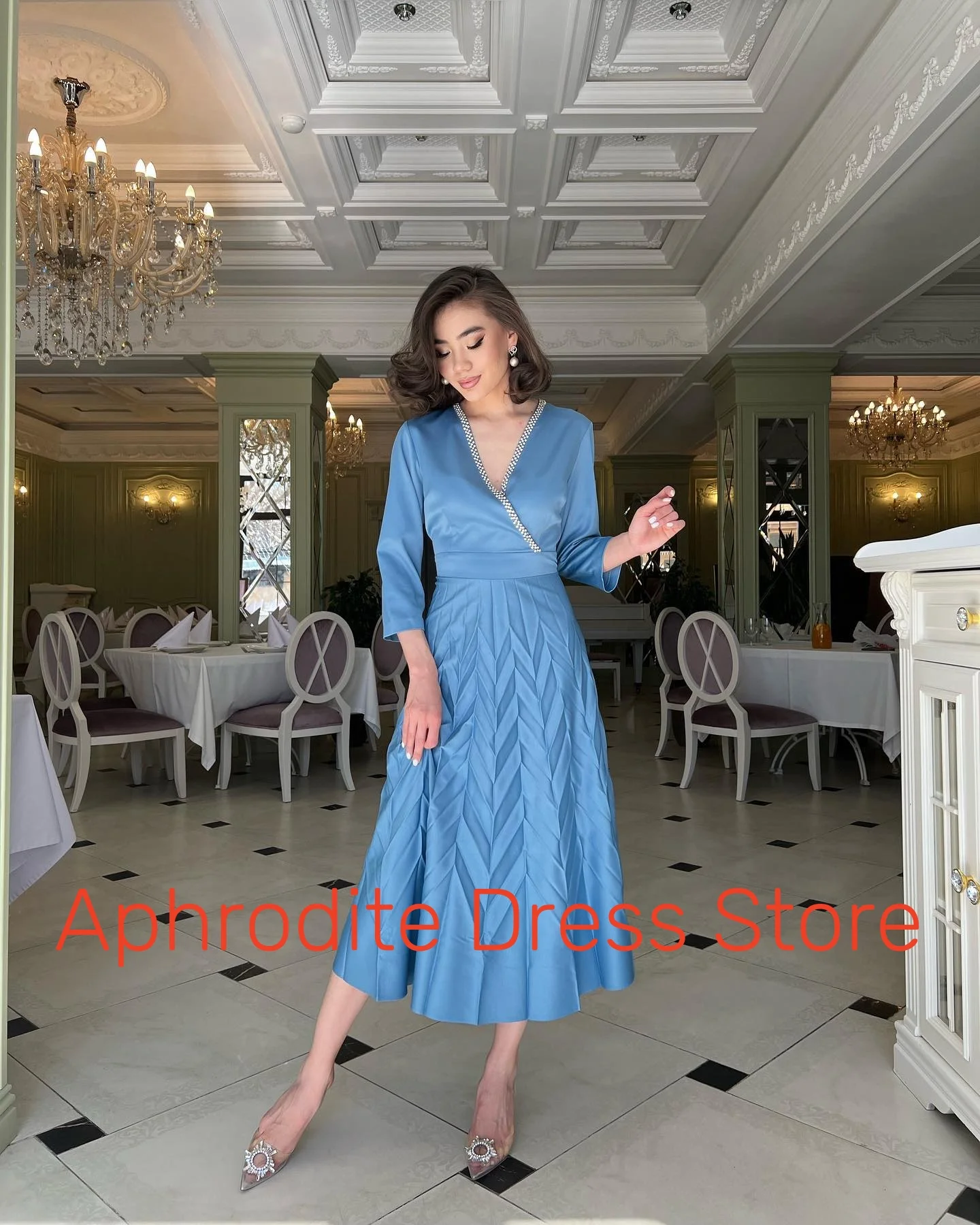 Abiti da sera in cristallo jersey di alta qualità personalizzati Delicati maniche a 3/4 con scollo a V Abiti da celebrità Custom Made Party D