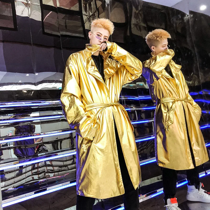 Mens Shiny Gold Trench Coat Nightclub DJ Dancer Stage Performance Glossy Windbreaker Hip Hop Harajuku Streetwear Capote Masculin